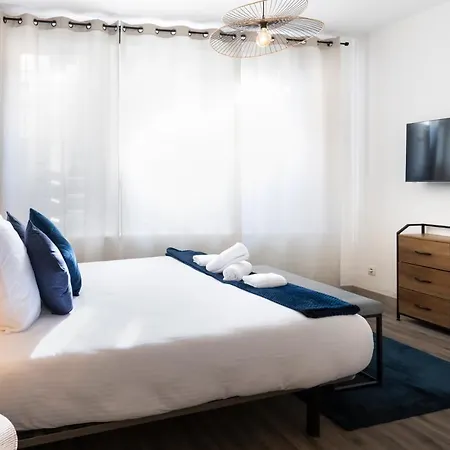 アパート N1 Des Etudes Cosy Duplex Netflix Balcon Conciergeriedamecarcas カルカソンヌ