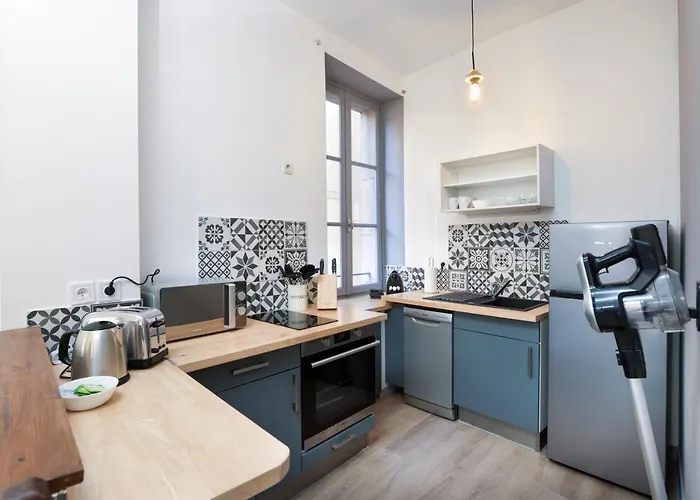 N1 Des Etudes Cosy Duplex Netflix Balcon Conciergeriedamecarcas Διαμέρισμα *